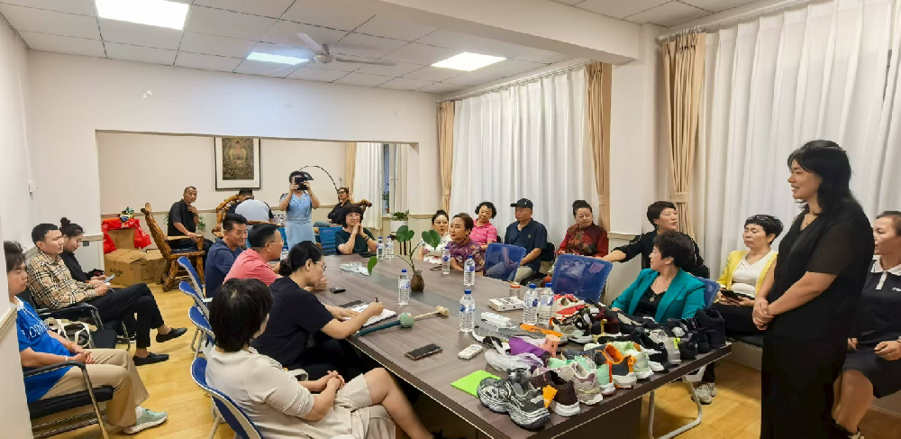 爱多步智能穿戴新品发布会暨战略合作推进会在亚洲中国新闻网（亚新网）沈阳总部成功举办