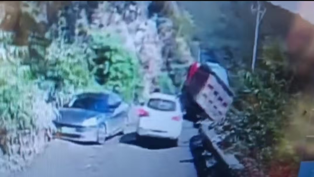 1761998479930734.jpg 1761998479930734.jpg